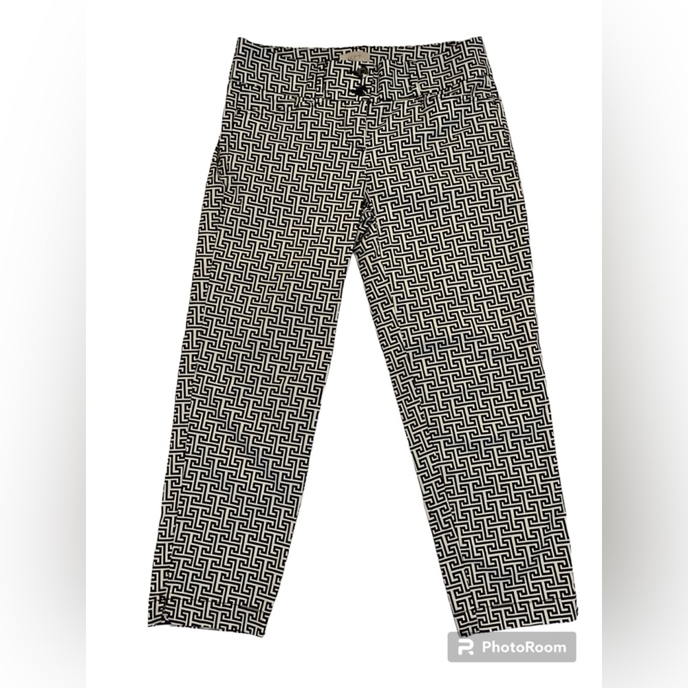 Loft original crop pants. Black and white geometric design. Cotton/spandex. Sz 0